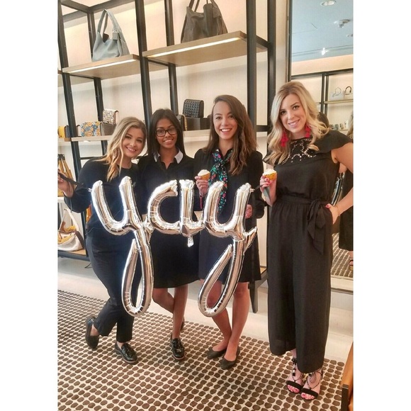 Meet your Posher, Chelsea - Picture 3 of 7